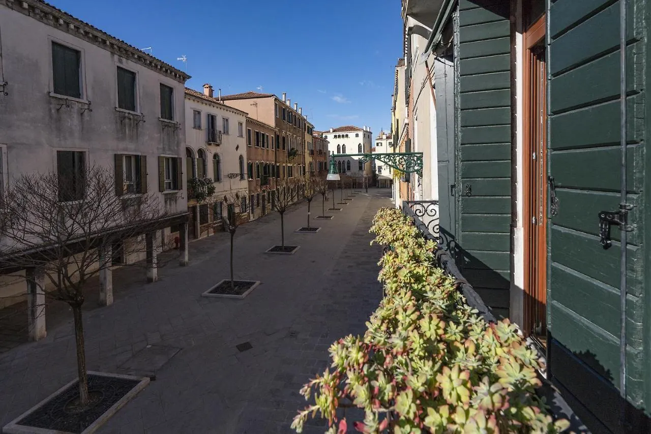 Ca' Delle Vele Charming Apartment In Dorsoduro Venedig